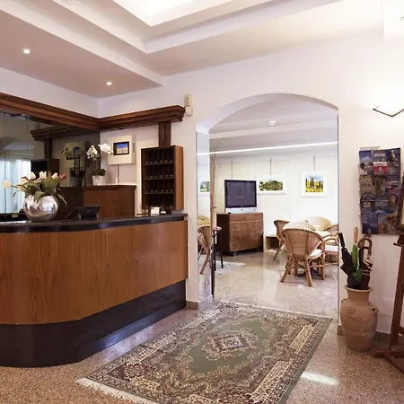 Puccini Отель 2*