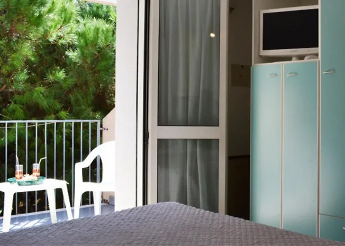 Puccini Hotel 2*